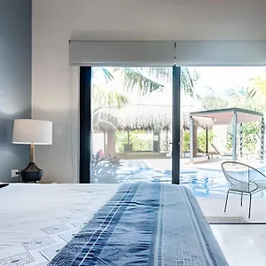 https://paramar-terra.quintano-roohotels.com