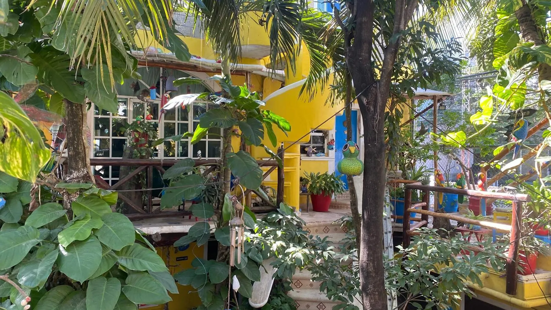 Maison Tulum 3*,